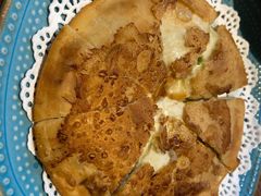 塔哈尔芝士羊肉饼-塔哈尔·新疆盛宴(城西银泰店)