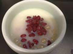 红豆豆花布丁-鸿章小馆·现煲合肥菜(无锡滨湖万达店)