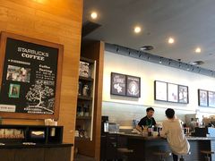 大堂-星巴克(深圳龙华人民北店)