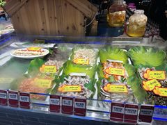 -头上红煨盐鸡·非遗院子餐厅