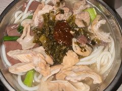 大肠头粉-守英猪脏粉(仓桥街店)