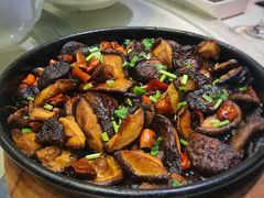 炉火烤香菇-船梆煮•蒸汽海鲜·炉火烤肉(五四广场店)