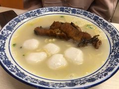 -面婆婆东台鱼汤面(湛江路店)