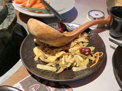 -芸山季·云南山珍菌火锅(人民广场来福士店)