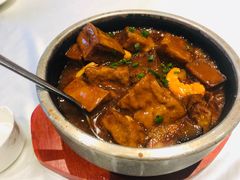 石锅海参豆腐-海鸿荟·沿江菜(中山北路店)