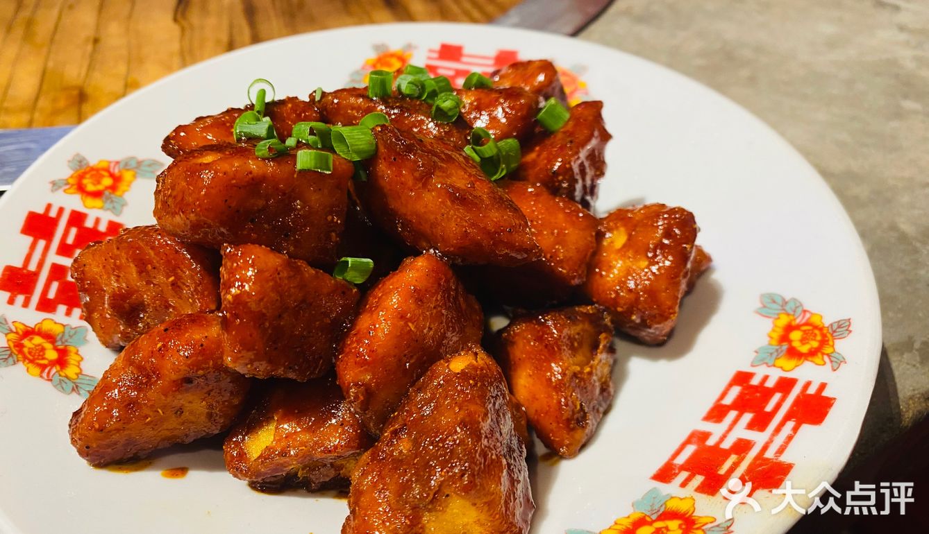 贴玉米面饼子太有感觉了
