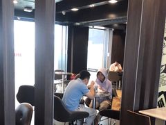 -麦当劳(深圳北站高铁店)