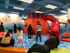 海洋球池-莫莉幻想儿童乐园(武汉保利广场店)
