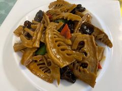 -天天向上素食餐厅(五台山店)