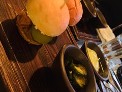 伊比利猪肉鹅肝汉堡-Ocean's Table 欧舍