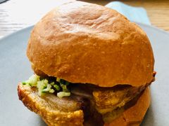 猪肉汉堡-BOR Eatery(安福路店)