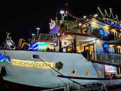 -Cuc Gach Quan Restaurant