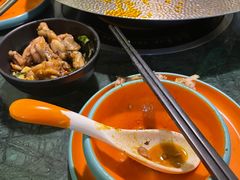 鲜活牛蛙-麻田会 ·鲜活现烹·牛蛙火锅(珠江新城维家思广场店)