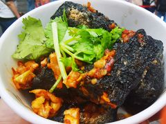 -黑色经典臭豆腐·湖南特产(坡子街店)