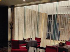 -粤尚腾香居中餐厅(首都机场希尔顿店)