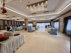 -沪华海鲜大酒楼(南汇店)