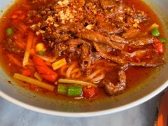 自贡水煮牛肉-懒人盐府人家(航天桥店)