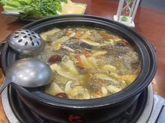 -菌之家·专业纯野生菌火锅·特色炒菌