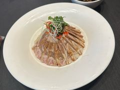 -艳阳天民俗村(公园路店)