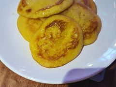 玉米烙小饼-城墙拐拐火锅(三峡广场黑金冠店)