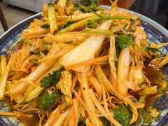 -崔记老东北传奇铁锅炖(横店总店)
