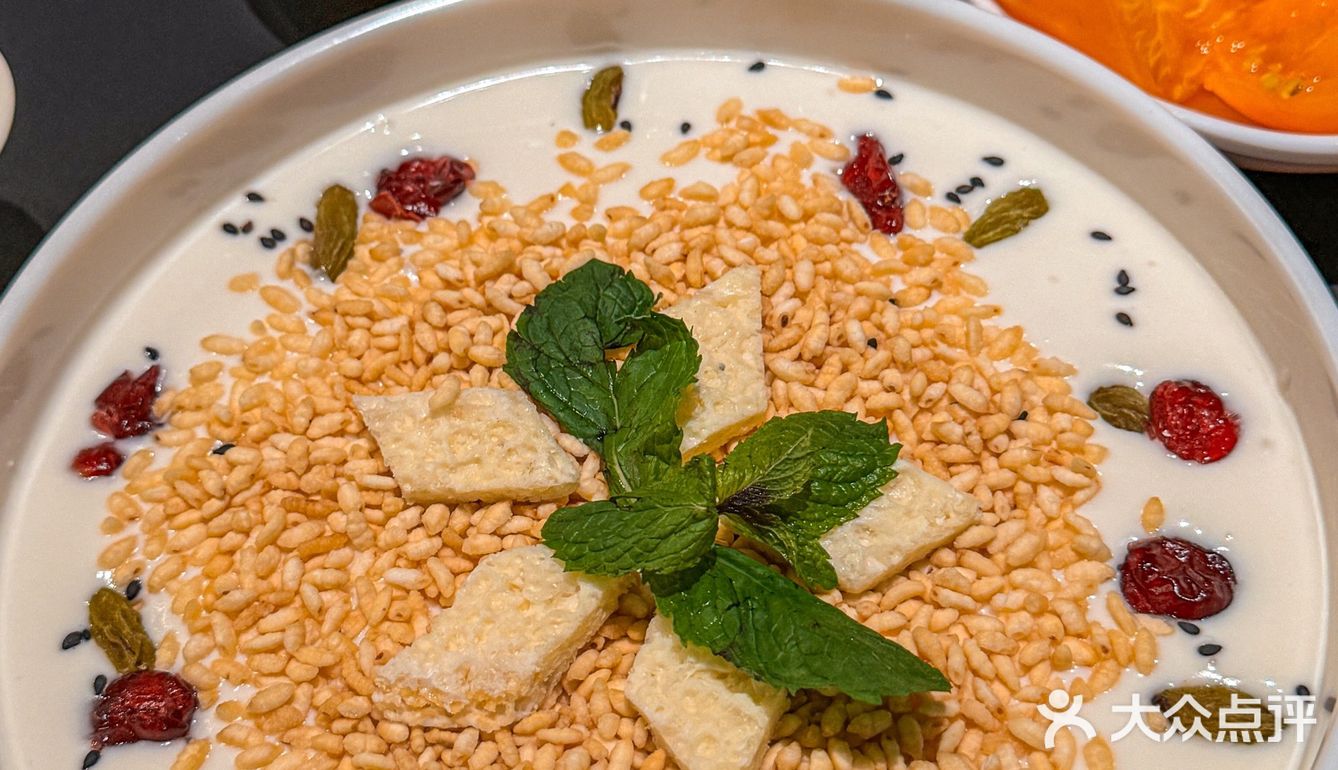 网友诚不骗我，这口鄂尔多斯烤羊腿确实好吃[流泪]