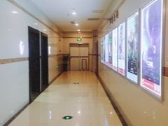 -UME影城(4DX情侣金牛店)