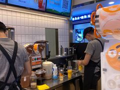 -CoCo都可(湖滨银泰店B区店)