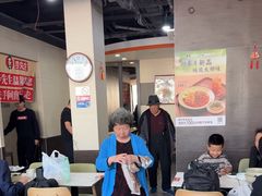 -李先生牛肉面大王(北京站售票厅餐厅)
