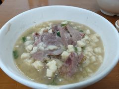 牛肉泡馍-刘信牛羊肉泡馍小炒(回民街店)