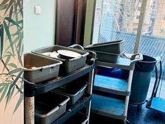 一出电梯的餐厅门口-蔓兰家的四季S0餐厅·融合菜(当代MOMA店)