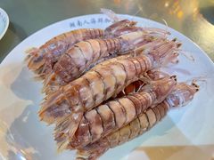 -三亚火车头万人海鲜广场