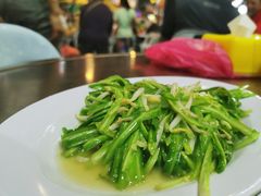 清炒油麦菜-明记烧鱼美味店