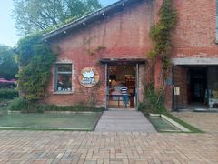 -猫的天空之城概念书店(景德镇陶溪川店)
