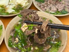 -大众跷脚牛肉馆·非遗传承单位(峨眉山店)