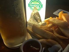 -Hooley's活利仕西餐厅(珠江新城店)