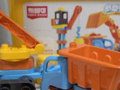 -TOYSRUS玩具反斗城(武汉荟聚中心店)