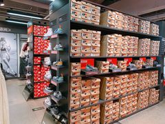 -NIKE上海青浦优选体验店