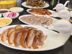 精品烤鸭-鸿运楼烤鸭店(天桥店)
