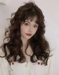 -变画·发型STUDIO