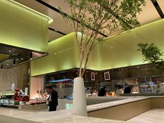 -前海华侨城JW万豪酒店·都会尚膳自助餐厅·牛排海鲜酒水畅飨