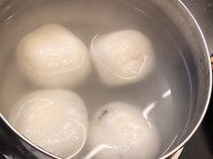 -白玉兰食品(汇联商厦店)