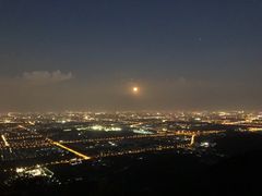 -鬼笑石后山停车场