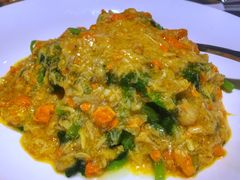 蟹黄炒豆苗-皇朝会.经典传统粤菜(外滩店)