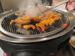 -围炉肉舍•炭烤活鳗•丹东海鲜烤肉(步行街店)