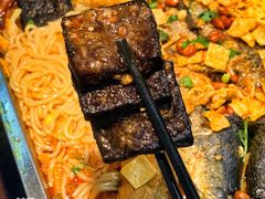 -在巷子里的烤肉店·螺蛳粉烤鱼·牛蛙(和美城店)