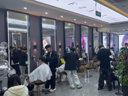 -藤野造型烫染·漂发