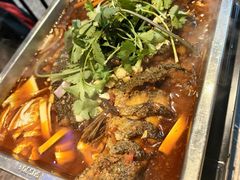 -老街烧烤大排档·地道湖北菜·龙虾馆(汉口火车站店)