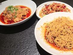 -万重锦·人文川菜馆(骡马市店)