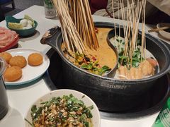 -钢管厂五区小郡肝串串香(蜀都万达店)